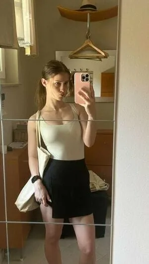 Nazlı - Bahçelievler Escort