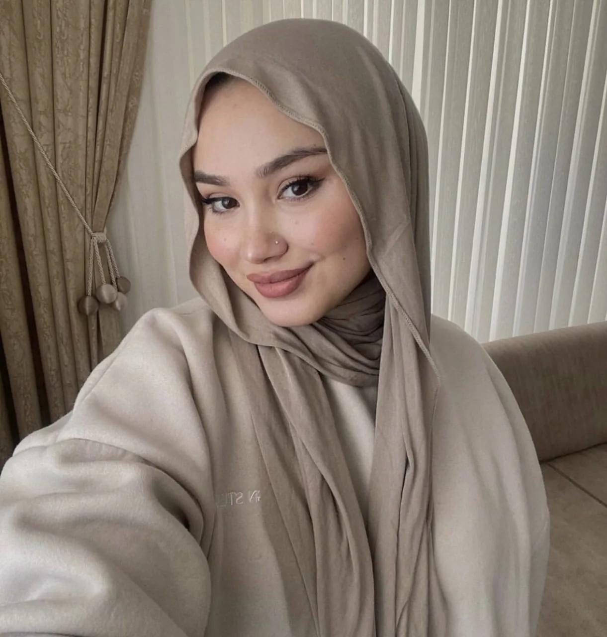 Gamze - Bahçelievler Escort