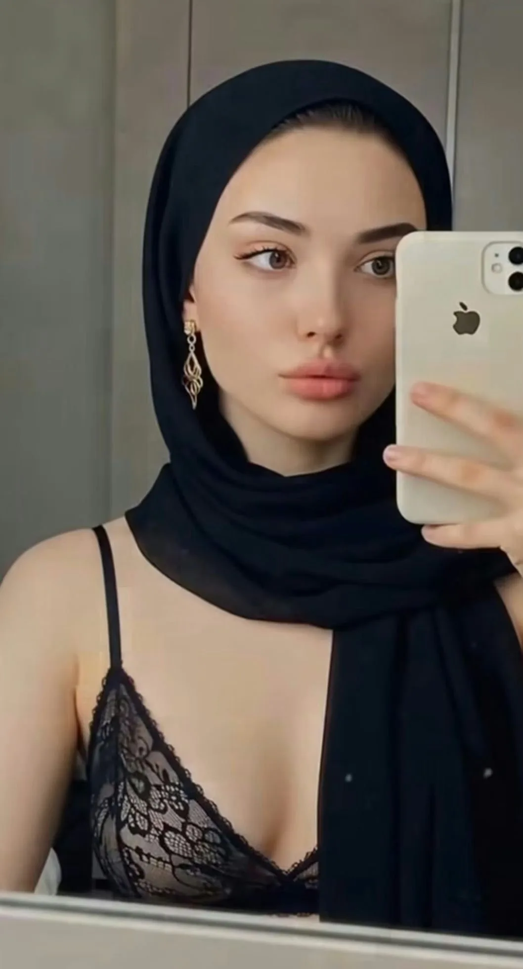 Alina - Bahçelievler Escort